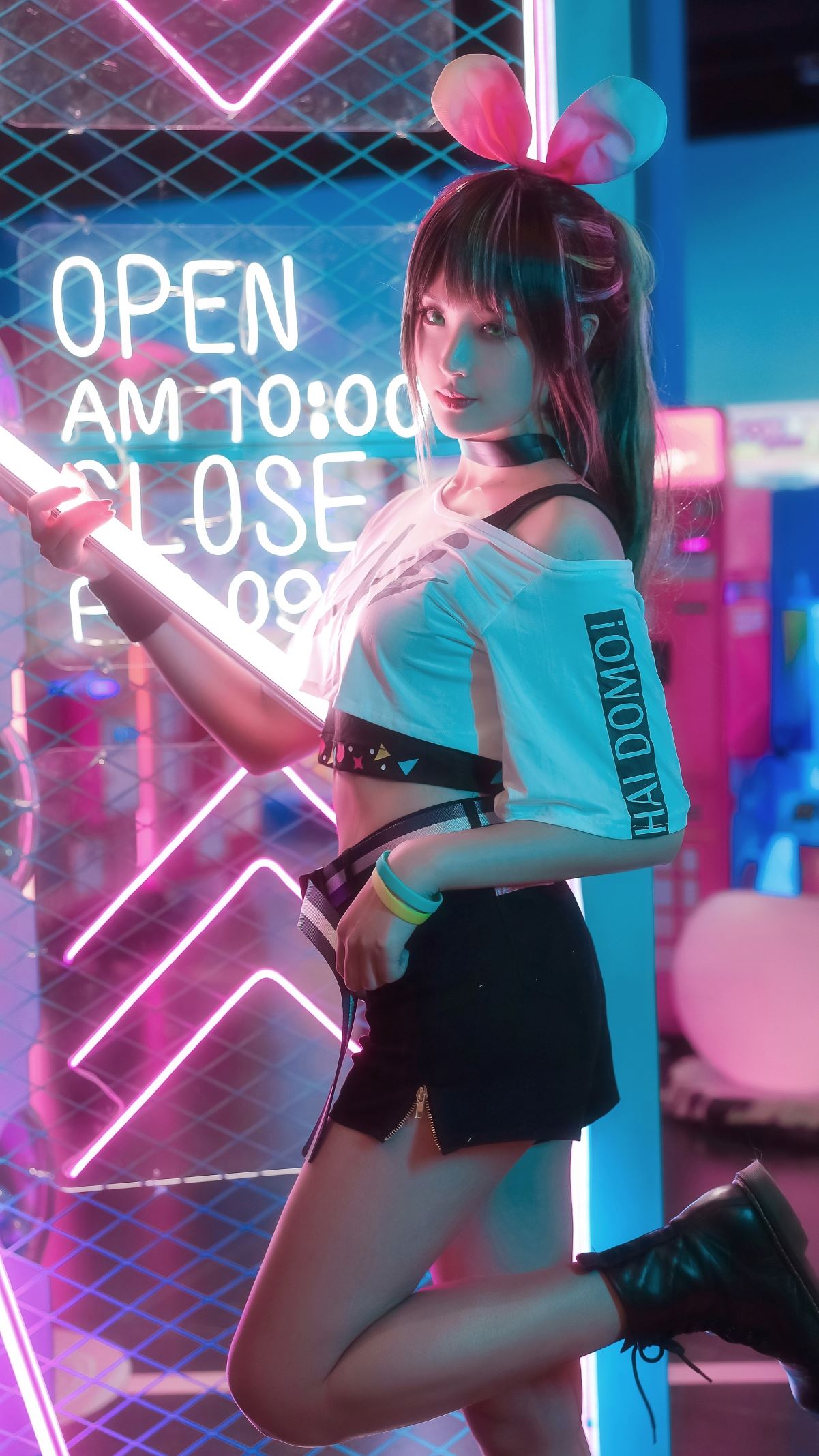 科幻少女4k手机壁纸2160x3840